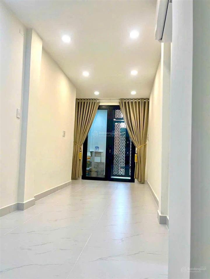 Siêu phẩm cạnh mặt tiền ngay nguyễn văn trỗi phú nhuận giáp quận 3, 35m2 2 tầng, nở hậu, 4.9 tỷ tl