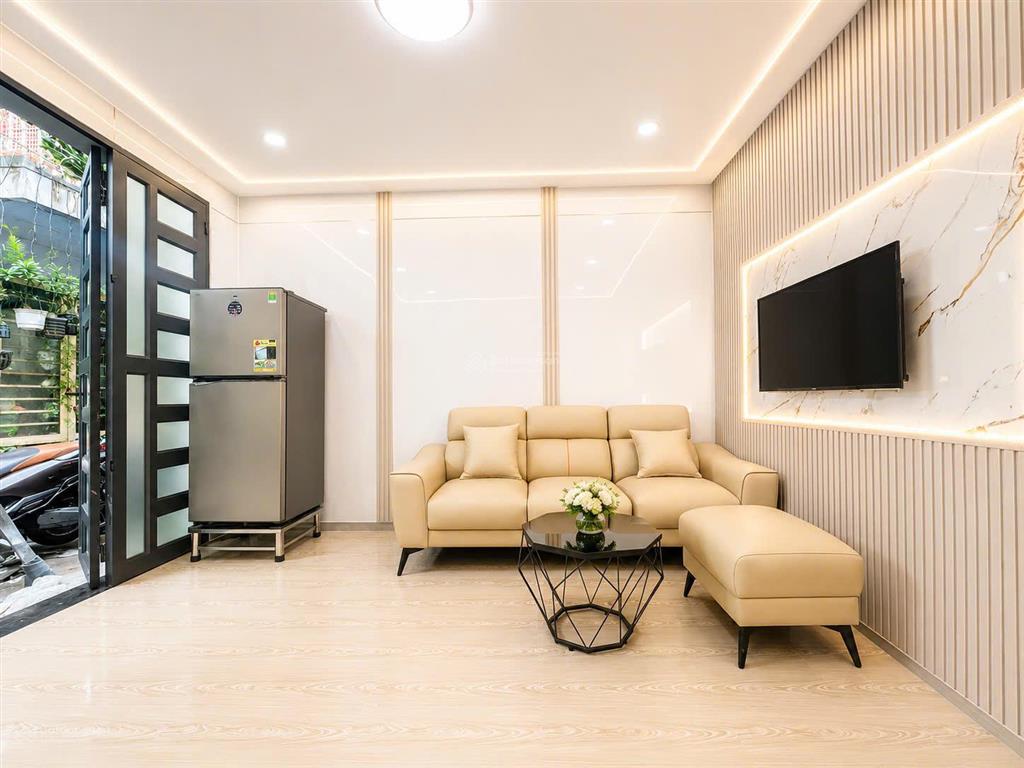 Sát chợ bà chiểu  nhà mới 2 tầng full nt  3pn gần 40m²  chỉ 4.95 tỷ
