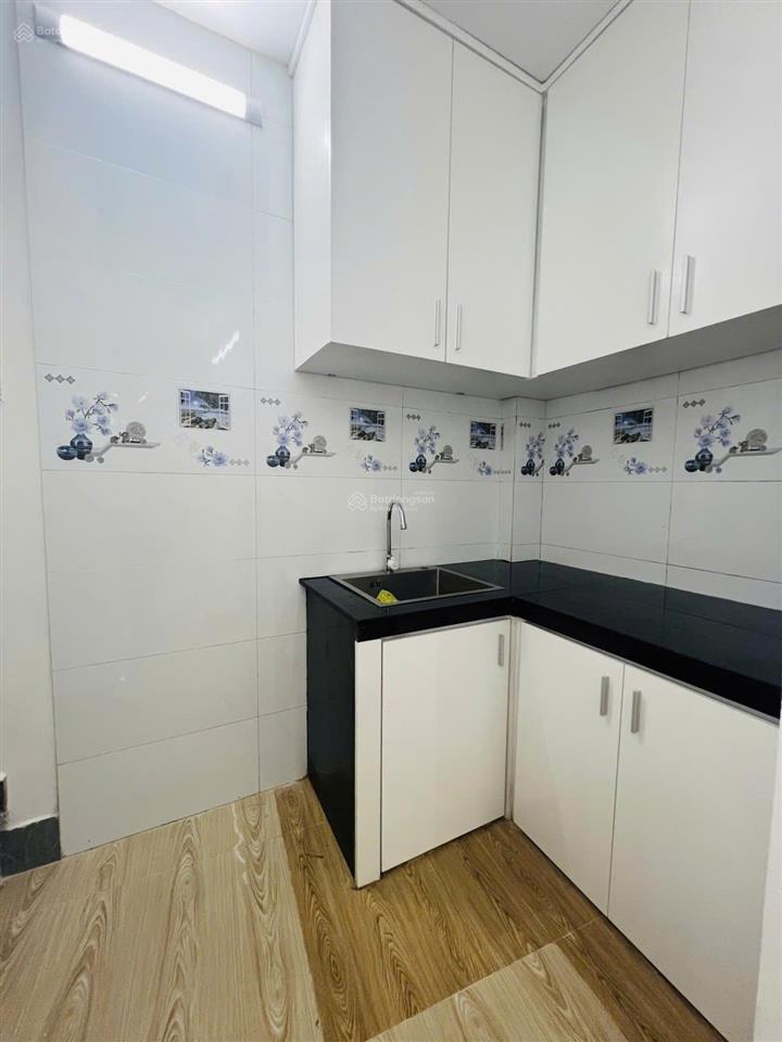Sát chợ bà chiểu  nhà mới 2 tầng full nt  3pn gần 40m²  chỉ 4.95 tỷ