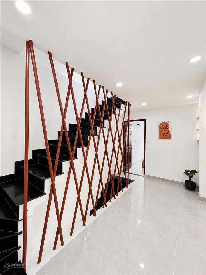 Hẻm xe hơi đậu trước nhà bùi hữu nghĩa, phường gia định, bình thạnh  4 tầng 3pn 3wc 6.75 tỷ
