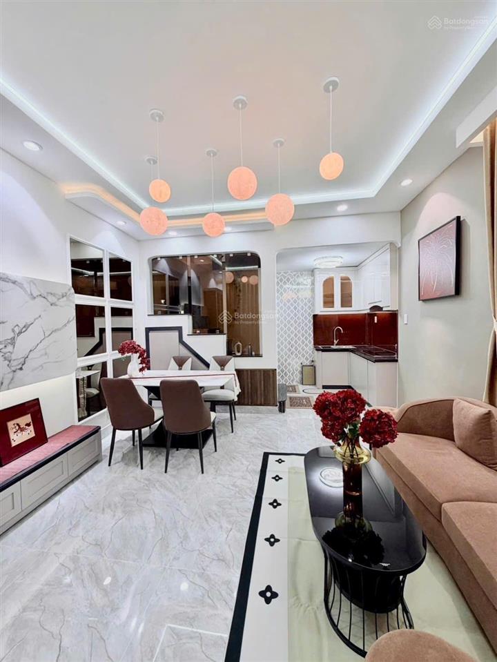 Lên sóng nhà khu đẹp sang phú nhuậnvip huỳnh văn bánh