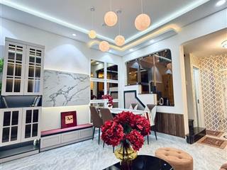 Lên sóng nhà khu đẹp sang phú nhuậnvip huỳnh văn bánh