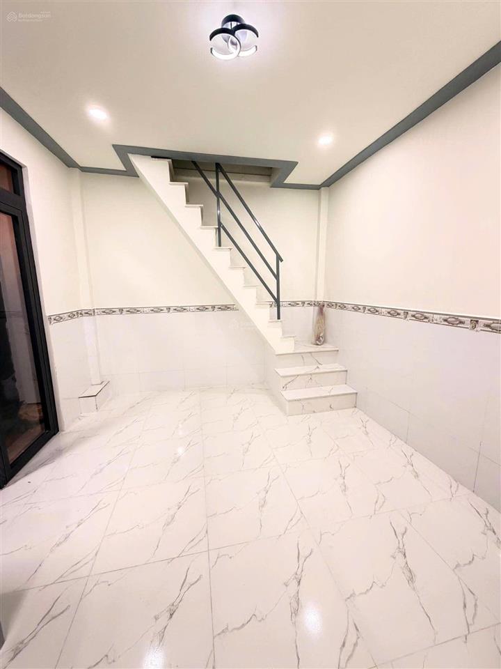 Ngay cầu bông sát quận 1, nhà mới đẹp, gần 20m2 ngang khủng 5.1m, 2 tầng, 3.4 tỷ