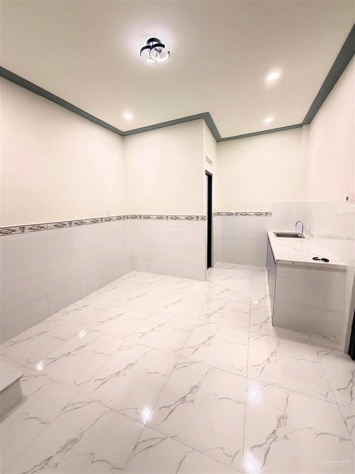 Ngay cầu bông sát quận 1, nhà mới đẹp, gần 20m2 ngang khủng 5.1m, 2 tầng, 3.4 tỷ