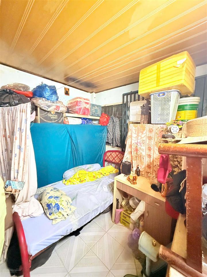 Mặt tiền trung tâm phú nhuận ngay chợ trần hữu trang, chỉ 2.9 tỷ còn thương lượng