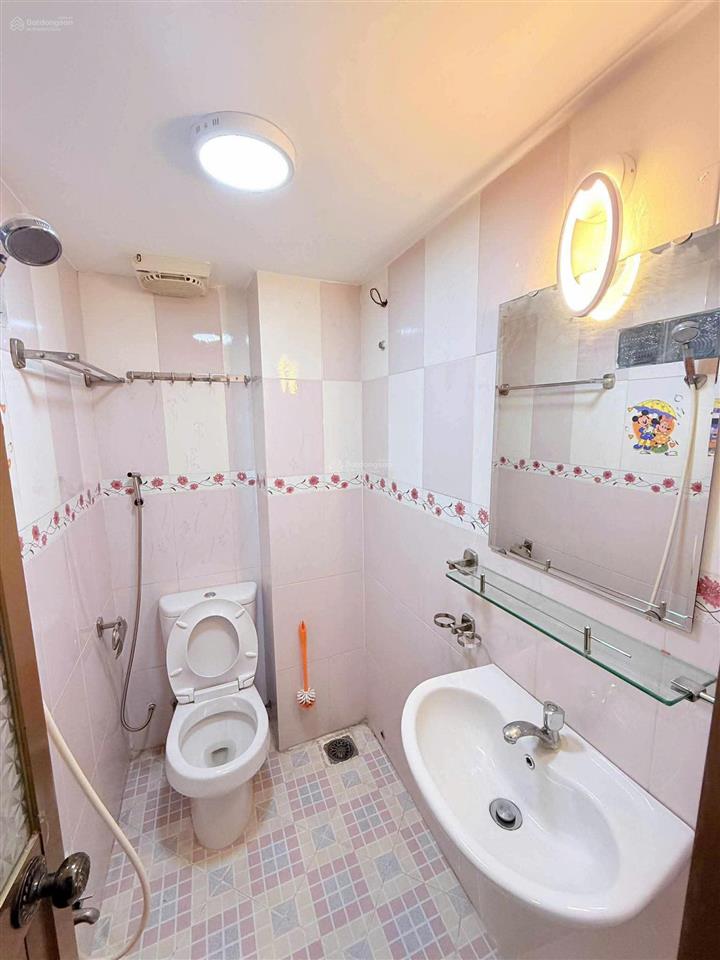 Nguyễn đình chiểu, gần mặt tiền, 6 tầng btct 3pn, nở hậu hoàn công đủ, chào chỉ 6.5 tỷ tl