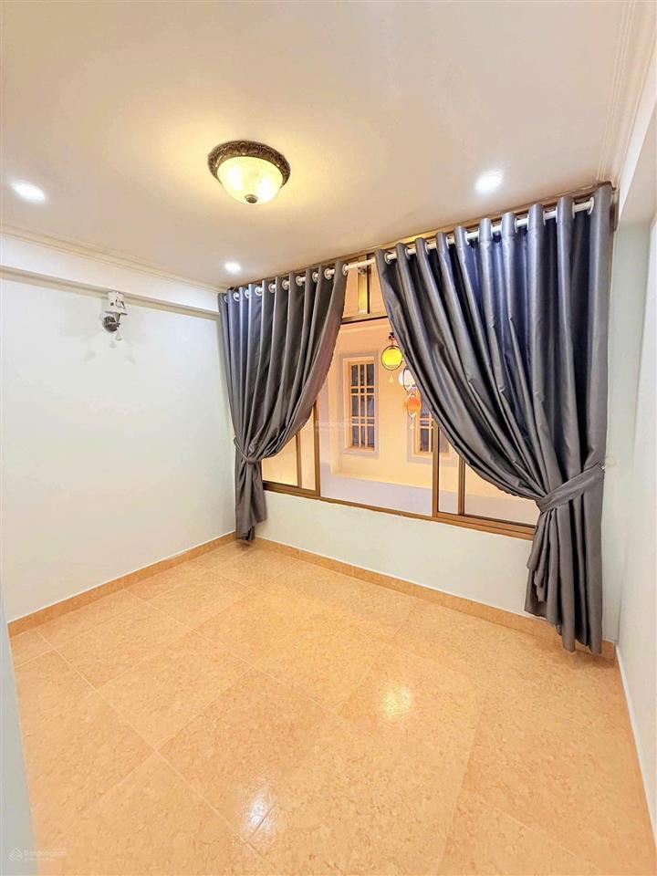 Nguyễn đình chiểu, gần mặt tiền, 6 tầng btct 3pn, nở hậu hoàn công đủ, chào chỉ 6.5 tỷ tl