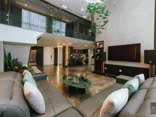 Bán nhà mặt phố hoàng cầu 185m2  58.5 tỷ  vỉa hè  kinh doanh sầm uất  sổ đỏ chính chủ cực hiếm