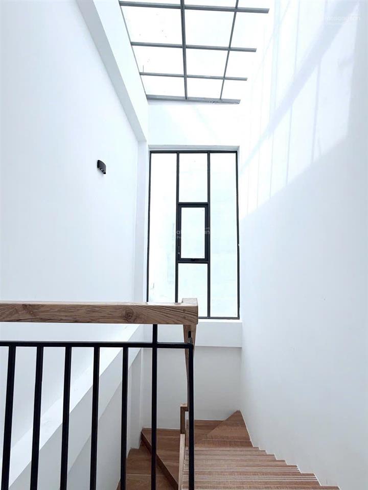 [7.5 tỷ] nhà bề thế 4 tầng lạc long quân (5x13)m | nhà mới vào ở liền