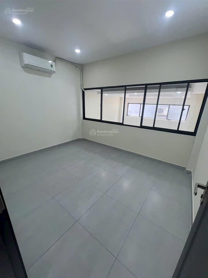 6,2 tỷ nhà đẹp lê quang sung (4x14)m | cách minh phụng vài bước chân