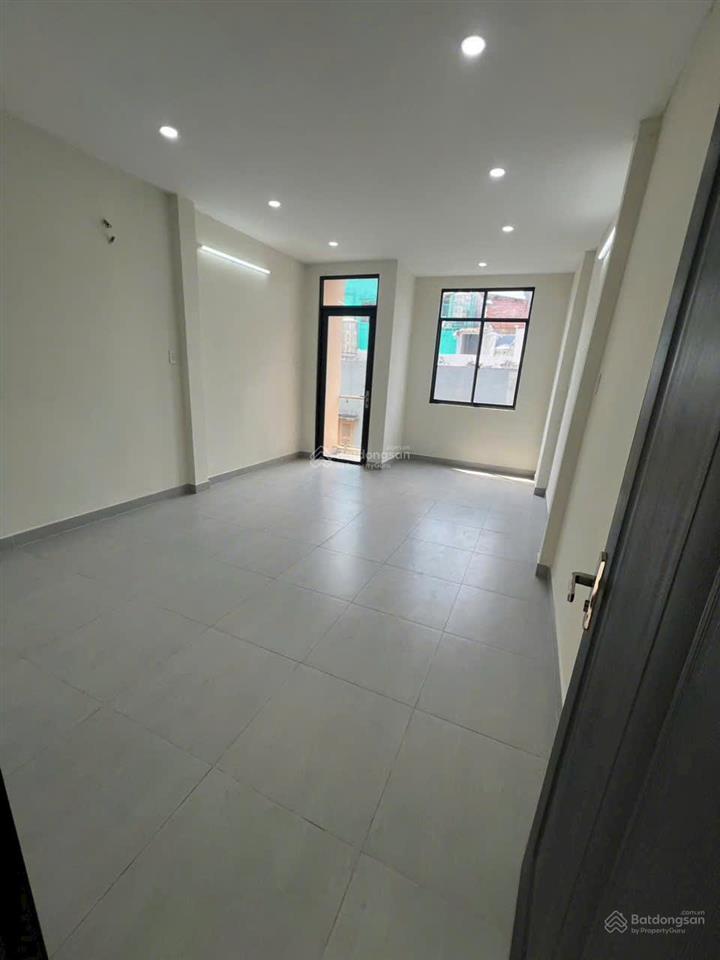 6,2 tỷ nhà đẹp lê quang sung (4x14)m | cách minh phụng vài bước chân
