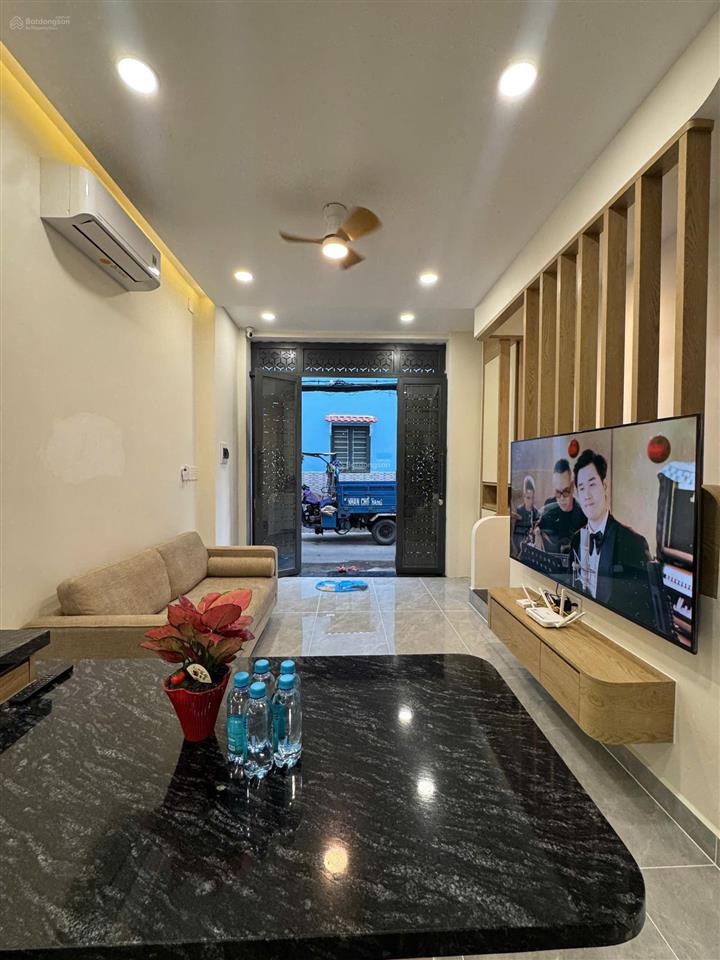 [5,5 tỷ] nhà đẹp 4 tầng cư xá lữ gia (4x7)m | hẻm thông 4m  vào ở liền