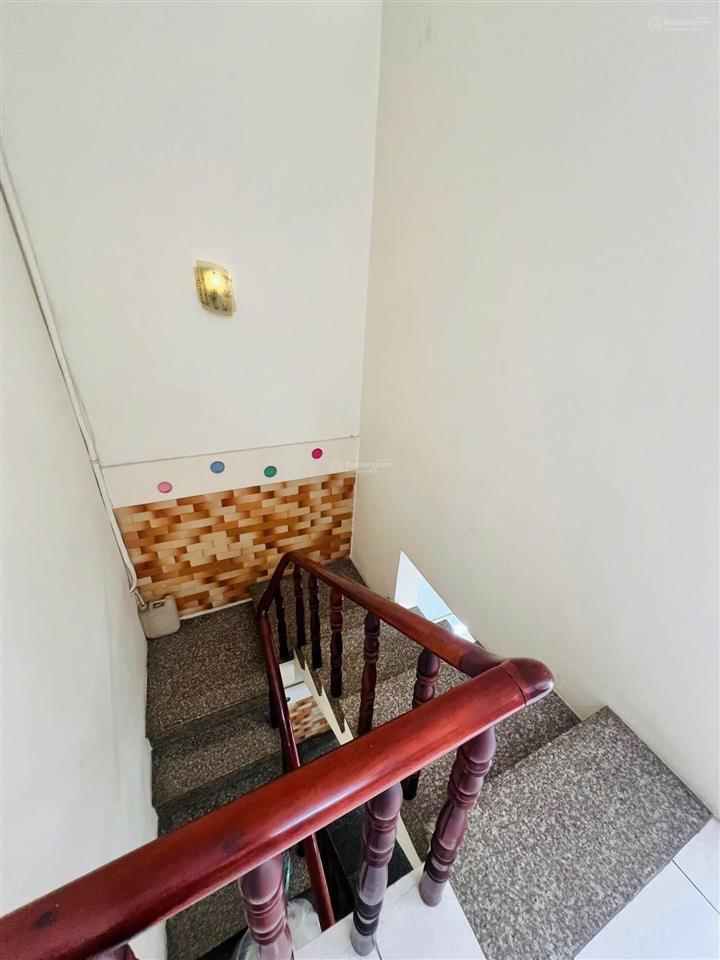 Âu cơ  lê đại hành (4x10)m * đường nhựa xe tải thông