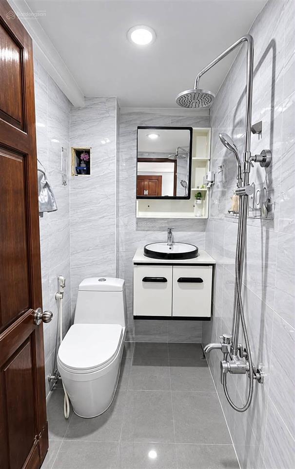 Mặt tiền 5 tầng tân khai (3.8x10)m | đường nhựa 12m * sát bên quận 5