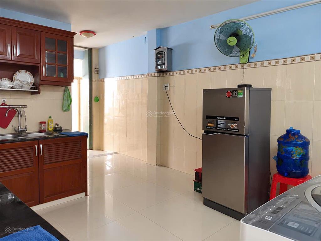 Nhà 2 tầng đúc * minh phụng (3.75x11)m  vài bước chân ra mặt tiền