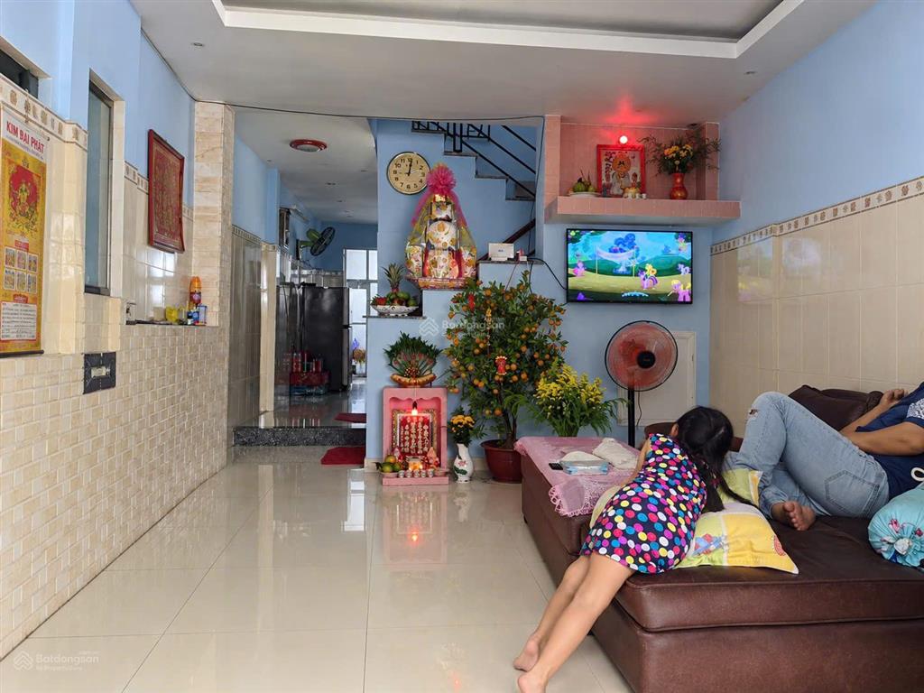 Nhà 2 tầng đúc * minh phụng (3.75x11)m  vài bước chân ra mặt tiền