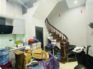Chủ ngợp mặt phố vỉa hề  ô tô tránh nhà mới sổ đỏ chính chủ.