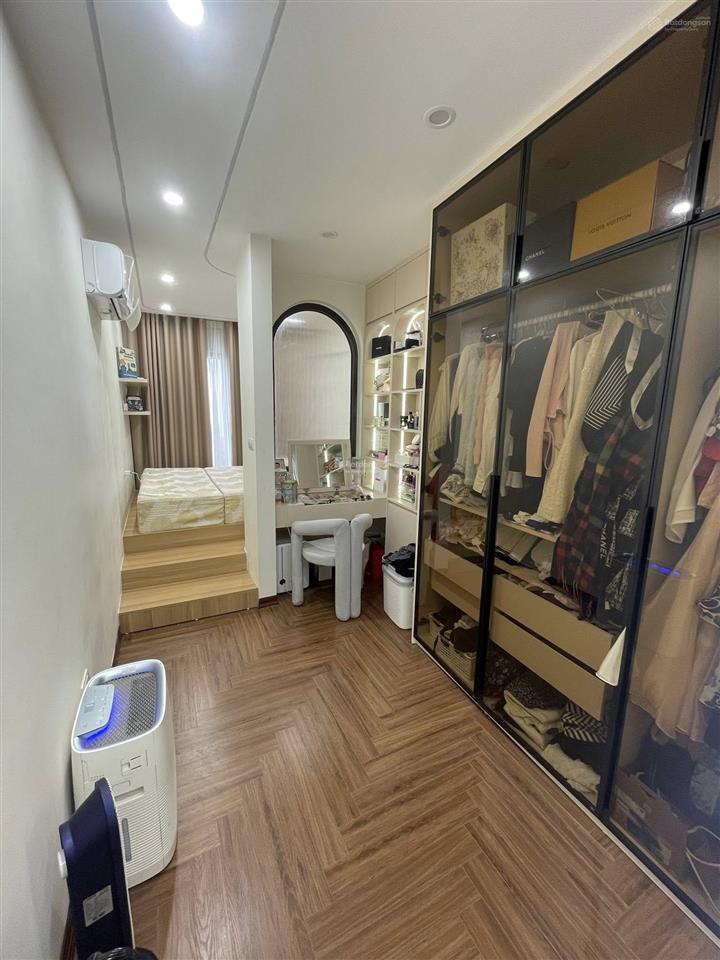 Cơ hội cho người mua hoặc đầu tư trân khát chân, 30m2,4 tầng, kinh doanh,ô tô giá chỉ 6.3 tỷ.