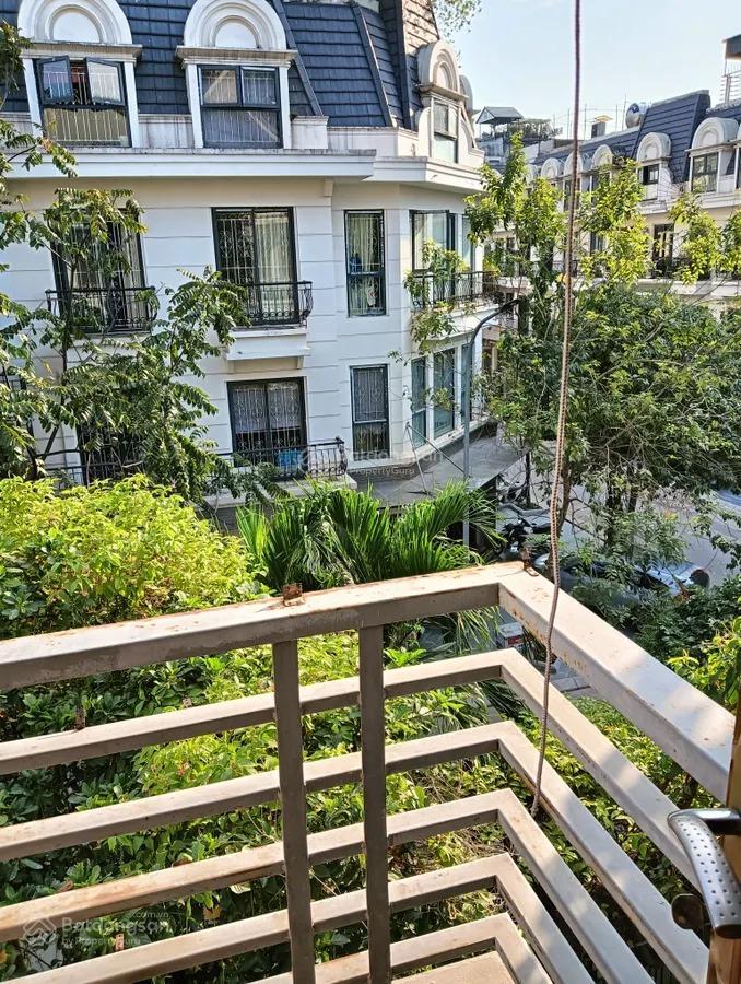 Bán biệt thự phùng khoang ô tô tránh,vỉa hè ,132m²,5 tầng chỉ 32,5 tỷ .