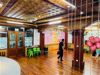 Chủ định cư nước ngoài bán biệt thự dịch vọng, thành thái 306m2, 5 tầng  95 tỷ