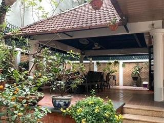 BÁN BIỆT THỰ VIP DỊCH VỌNG – 271M2 – MT 17M – 5 TẦNG – SÂN VƯỜN ĐẲNG CẤP – 75 TỶ