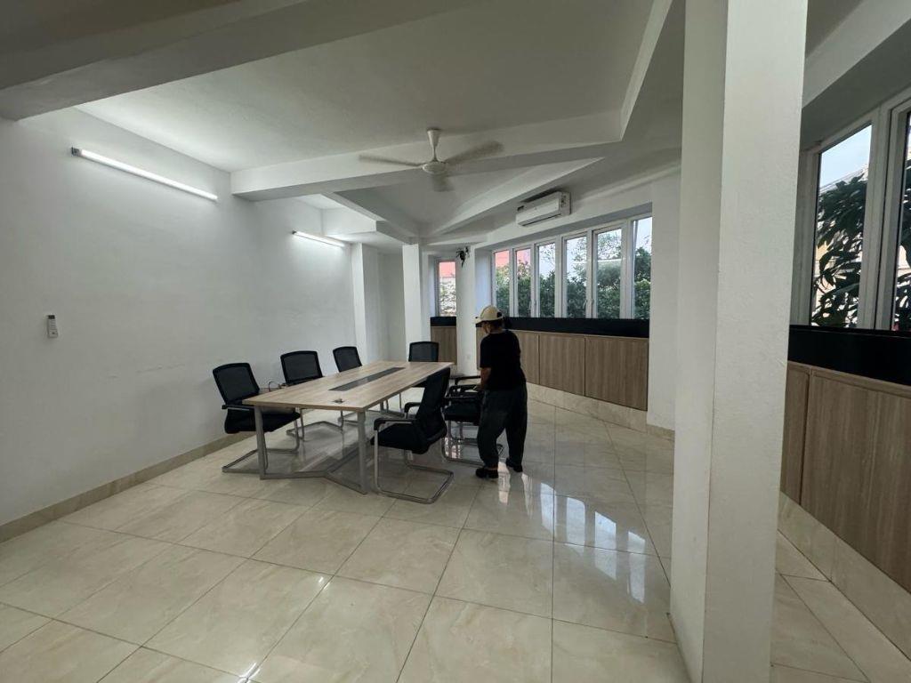 BÁN LIỀN KỀ LÔ GÓC VIGLACERA XUÂN PHƯƠNG – 96M2 – 5 TẦNG – Ô TÔ TRÁNH – KINH DOANH – 27.9 TỶ