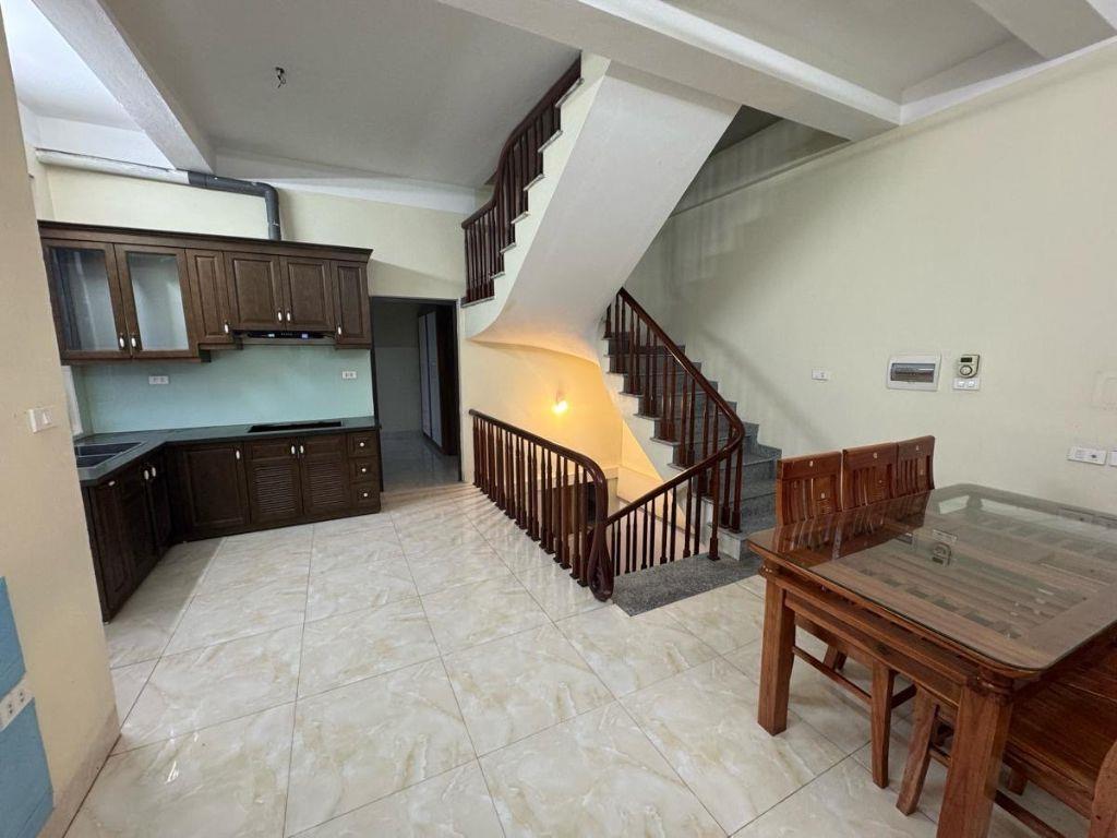 BÁN LIỀN KỀ LÔ GÓC VIGLACERA XUÂN PHƯƠNG – 96M2 – 5 TẦNG – Ô TÔ TRÁNH – KINH DOANH – 27.9 TỶ