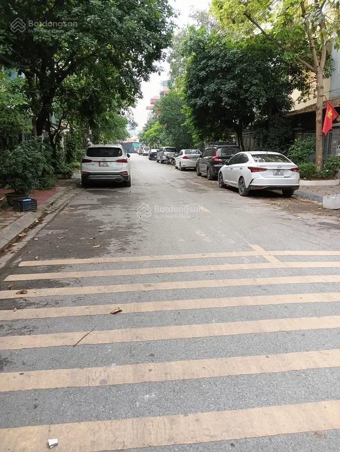 Bán biệt thự đại mỗ  nam từ liêm 170m2  mt 9,2m  cách lê quang đạo 800m, 32,5 tỷ