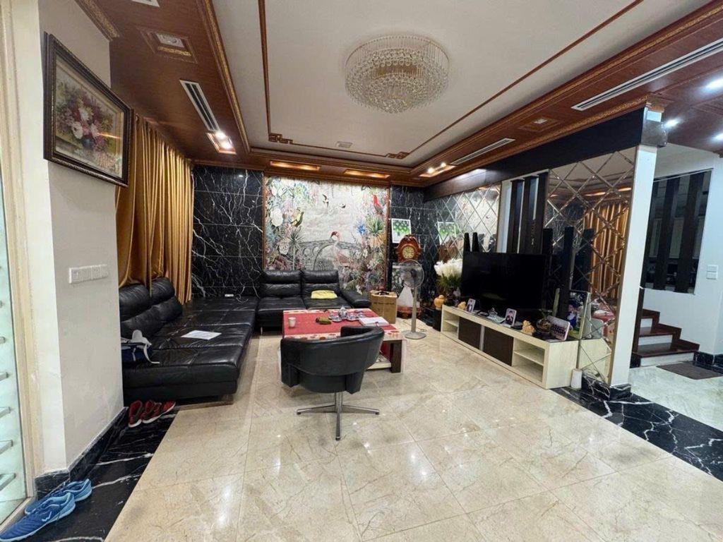 🏡BÁN  BIỆT THỰ VIP TÂY NAM LINH ĐÀM - VIEW VƯỜN HOA - 200M² - MT 10M - CHỈ 66 TỶ