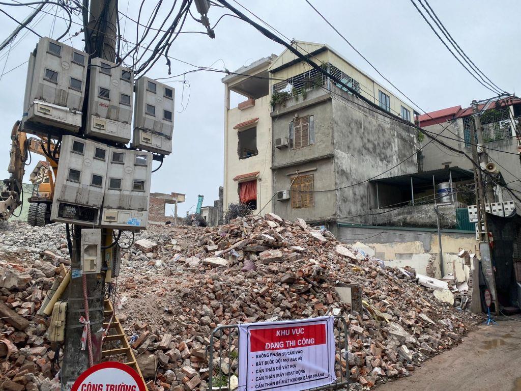 BÁN NHÀ MẶT PHỐ HOA BẰNG – CẦU GIẤY – 88M² – 4 TẦNG – VỈA HÈ – Ô TÔ 2 CHIỀU – KINH DOANH – 33,9 TỶ