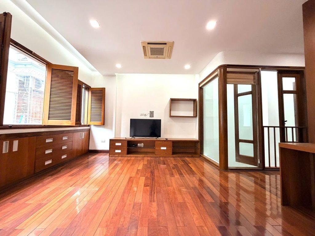 BÁN NHÀ MẶT PHỐ HOA BẰNG – CẦU GIẤY – 88M² – 4 TẦNG – VỈA HÈ – Ô TÔ 2 CHIỀU – KINH DOANH – 33,9 TỶ