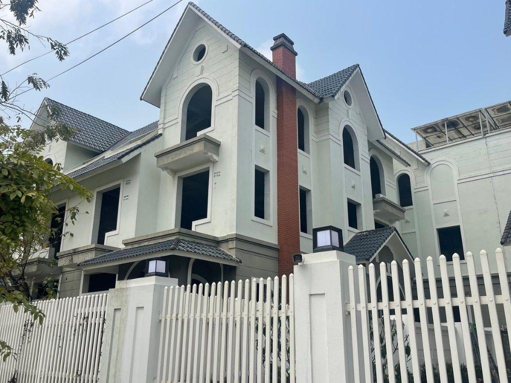 BÁN BIỆT THỰ SONG LẬP GELEXIMCO KHU B – 240M² – MT 12M – 38,8 TỶ