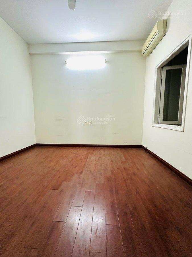Bán liền kề kđt yên hòa  trung kính 73m, 5 tầng, mt 4.7m  view công viên  35.8 tỷ