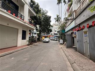 Bán liền kề kđt yên hòa  trung kính 73m, 5 tầng, mt 4.7m  view công viên  35.8 tỷ