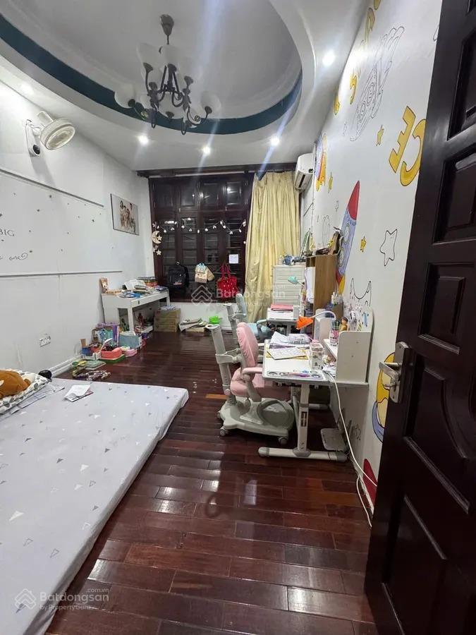 Bán nhà mặt phố hoa bằng cầu giấy | 61m2 4 tầng  giá chỉ 24.5 tỷ