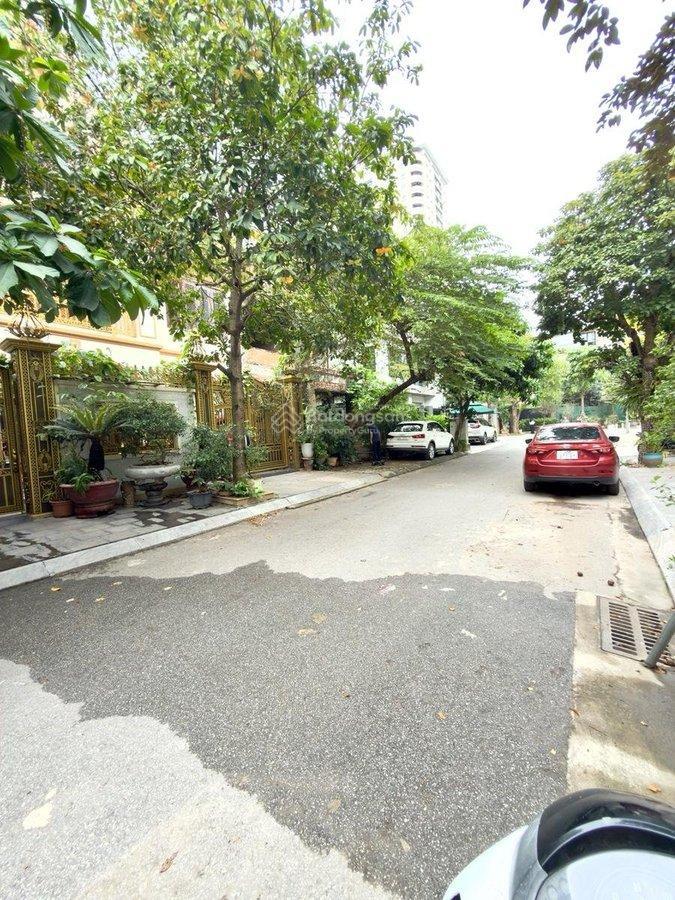 Bán biệt thự đơn lập c37 bộ công an  17 tố hữu  nam từ liêm 145m 3 thoáng 56,8 tỷ