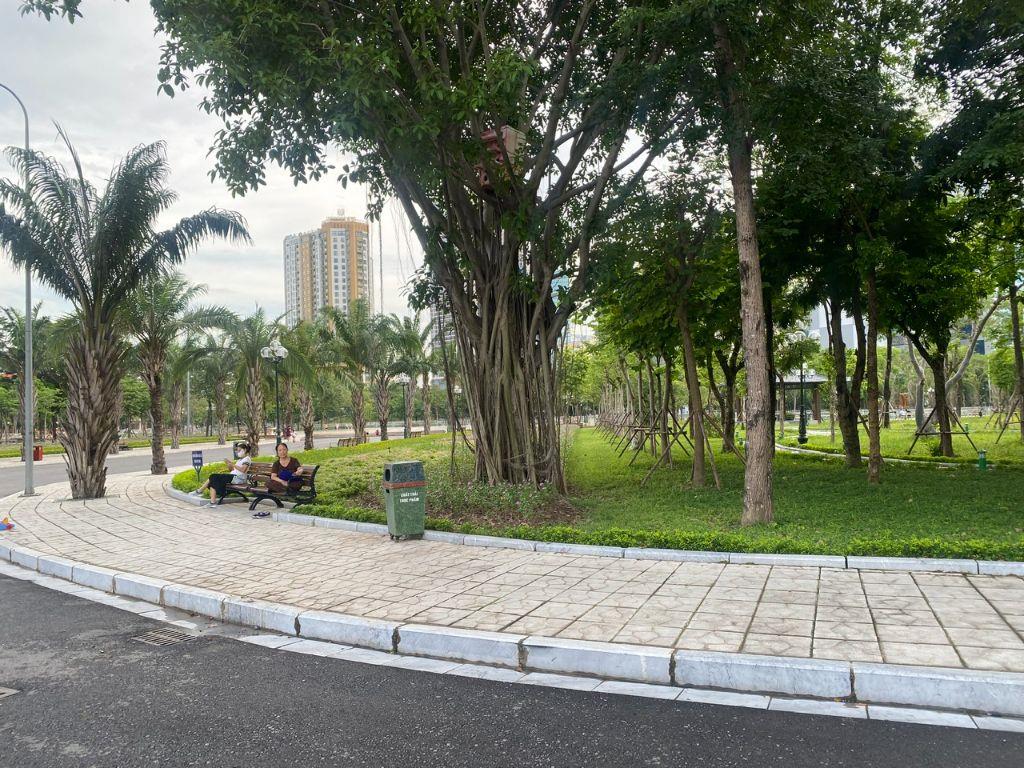 BÁN BIỆT THỰ TRUNG KÍNH CẦU GIẤY 159M², MT 12,5M – TẶNG NỘI THẤT 10 TỶ – 79,8 TỶ