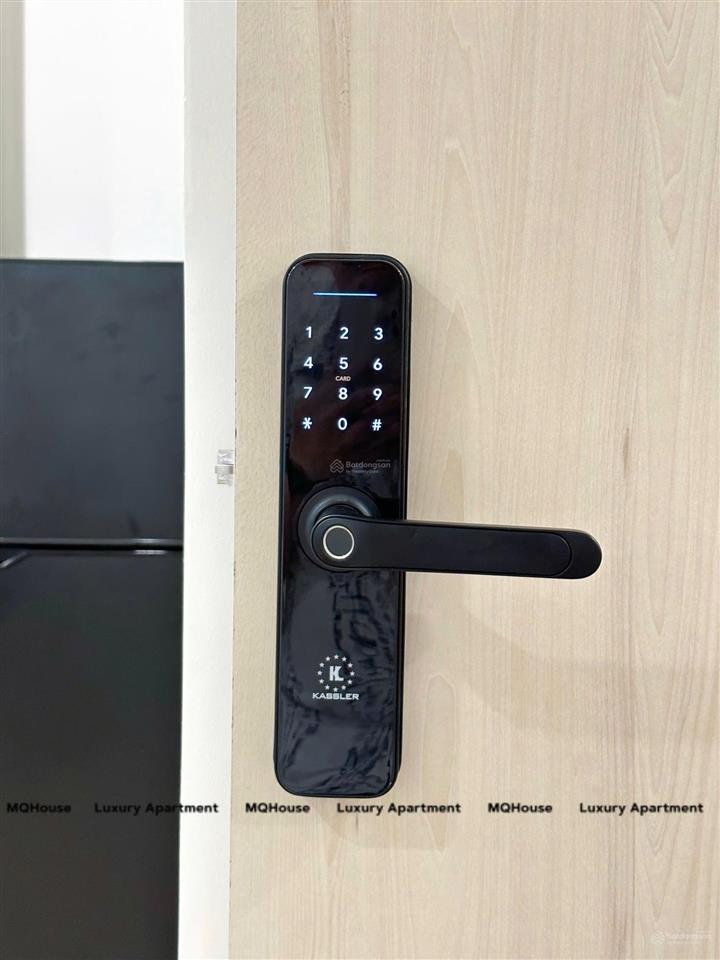 Căn hộ mới xây, full nội thất ngay vòng xoay dân chủ cmt8, quận 3