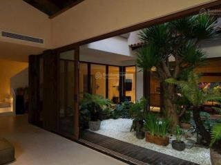 Bán villa 5pn 234m2 ngang 12m cách biển mỹ khê chỉ 100m. giá chỉ 50.x tỷ