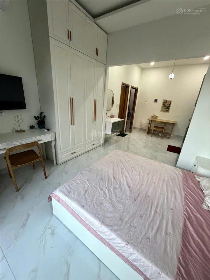 Vị trí vàng đối diện chợ bắc mỹ an căn hộ 3 tầng 2 mặt tiền đường 7m5 dt lớn 150m ngang 7m5
