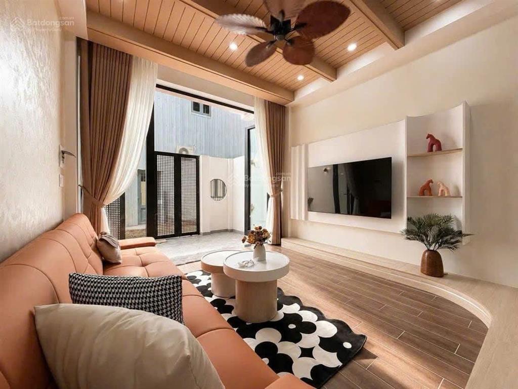 Kiệt 2 ô tô tránh 6m 3 tầng full nội thất hoàng diệu, hải châu chỉ 5tỷx