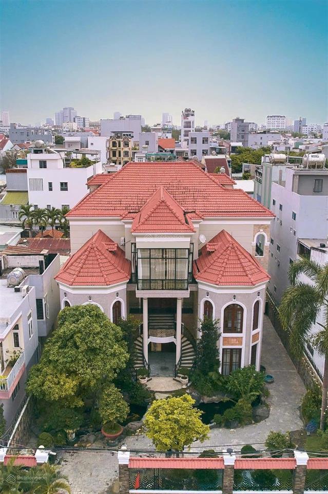 Villa phố tây an thượng dt khủng 871m ngang 19m 3 tầng cổ điểndòng tiền 300tr/1 tháng