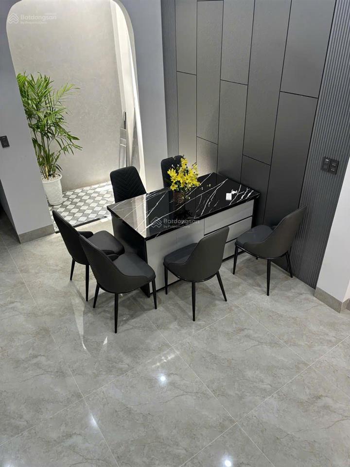 Siêu phẩm 3 tầng mới keng full nội thất đường tiểu la hải châu chỉ 5ty4x cách đường 40m