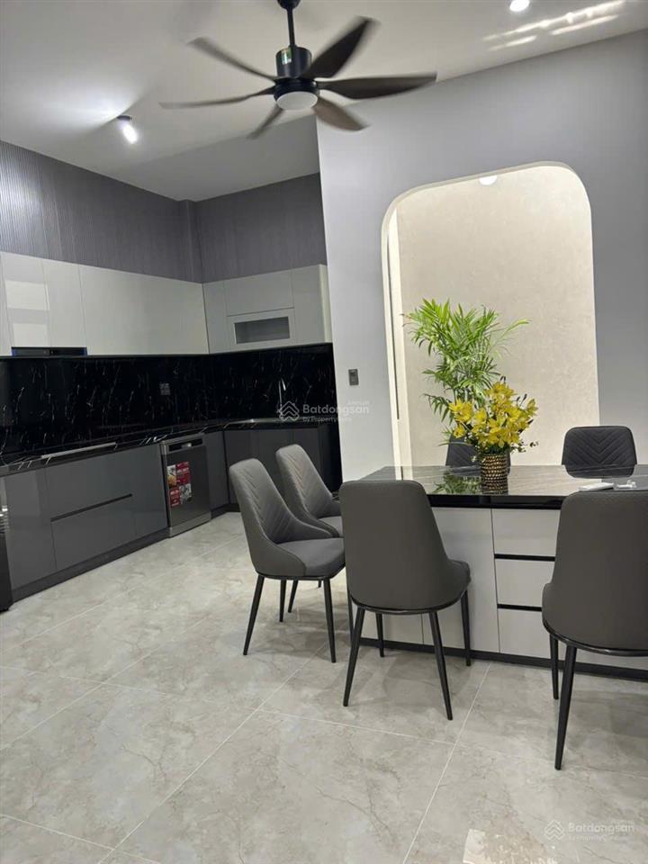 Siêu phẩm 3 tầng mới keng full nội thất đường tiểu la hải châu chỉ 5ty4x cách đường 40m