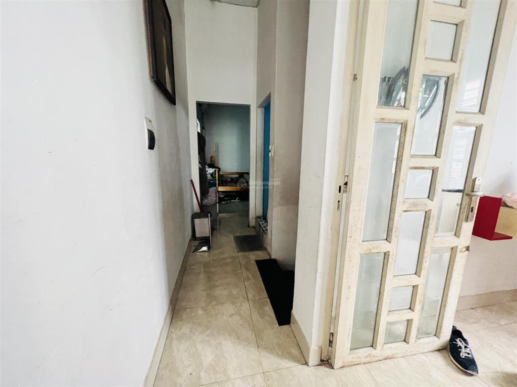 Bán chdv 3 tầng hẻm thông xe hơi 103.2m2 (4.5x22)  thu nhập 35 triệu/tháng (hơn 5%)