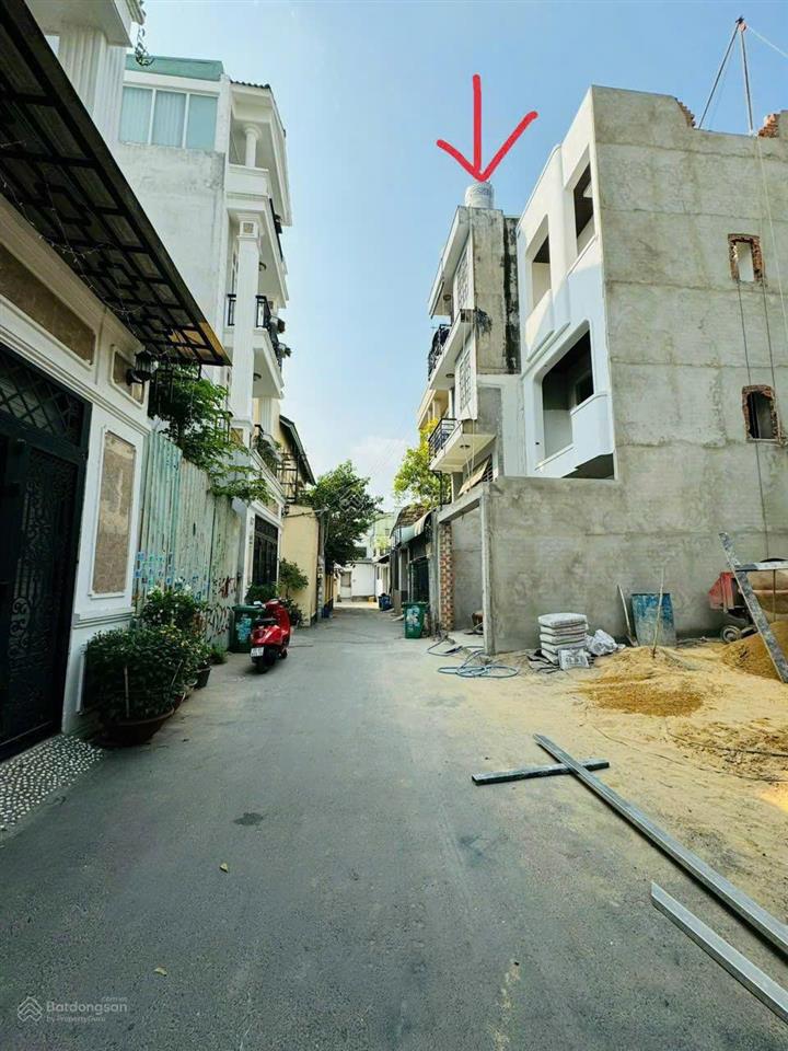 Bán chdv 3 tầng hẻm thông xe hơi 103.2m2 (4.5x22)  thu nhập 35 triệu/tháng (hơn 5%)