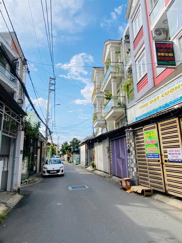 Bán chdv 3 tầng hẻm thông xe hơi 103.2m2 (4.5x22)  thu nhập 35 triệu/tháng (hơn 5%)