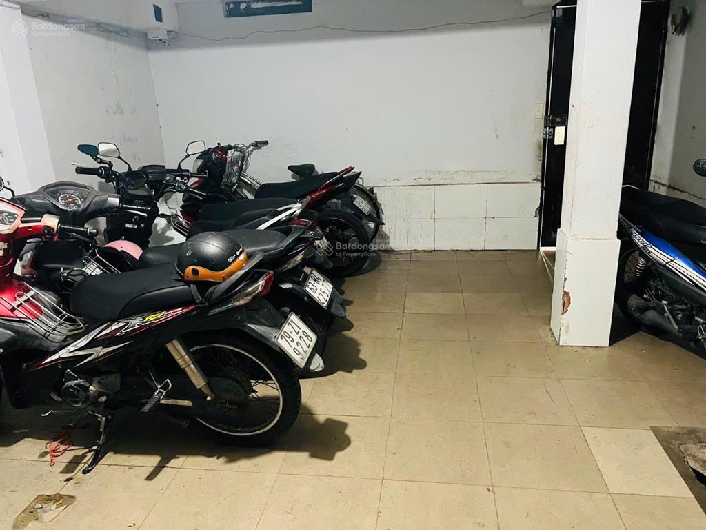 Bán chdv 3 tầng hẻm thông xe hơi 103.2m2 (4.5x22)  thu nhập 35 triệu/tháng (hơn 5%)