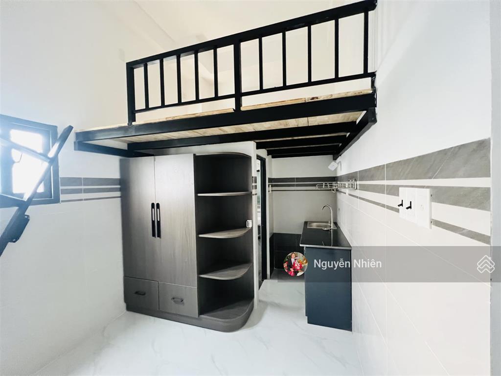 Thu nhập 1.7 tỷ/năm (8.5%) siêu khủng chdv mới tinh 33 phòng 6 tầng, thang máy gần ngã 4 thủ đức