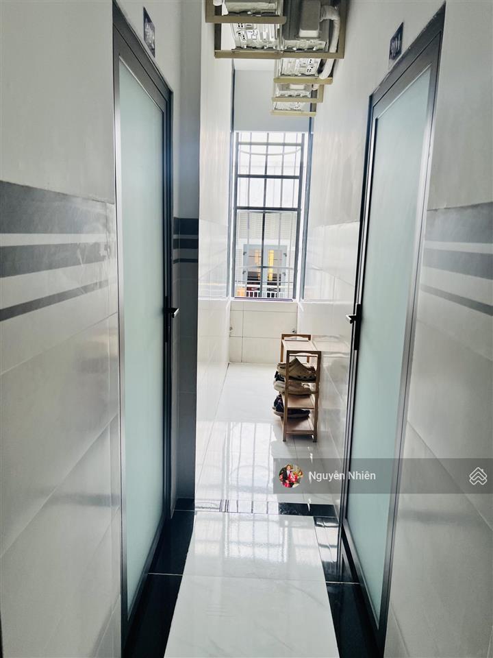 Thu nhập 1.7 tỷ/năm (8.5%) siêu khủng chdv mới tinh 33 phòng 6 tầng, thang máy gần ngã 4 thủ đức